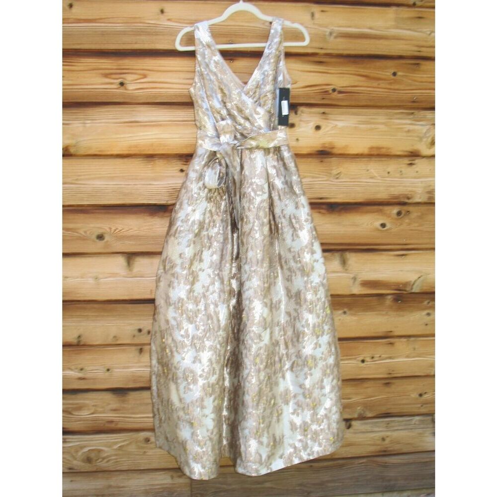 NWT Donna Karan New York Women's Metallic Brocade Gown  Size 2 - Picture 7 of 16